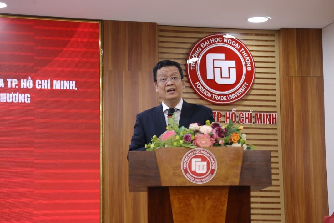 PGS, TS Nguyễn Xuân Minh – Giám đốc Cơ sở II phát biểu tại buổi Lễ