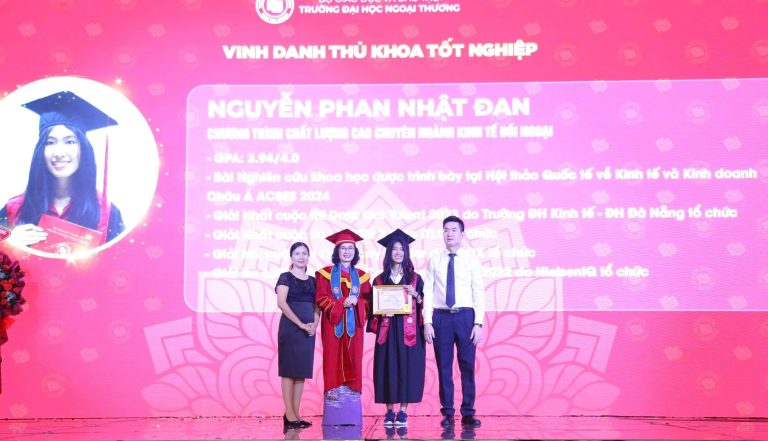 Thủ khoa tốt nghiệp tại Cơ sở II Trường ĐH Ngoại thương:  Những tấm gương “Khác biệt để dẫn đầu”